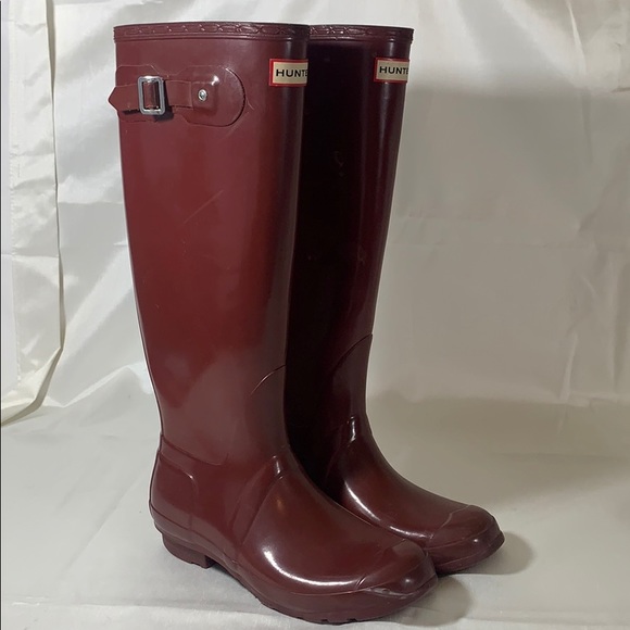 burgundy rain boots